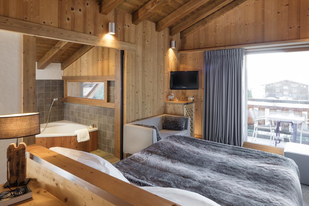 Hotel Et Spa Le Delta Льо Гран-Борнан Екстериор снимка